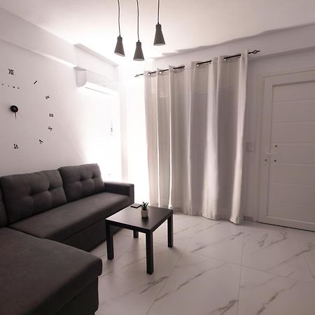 E&S Balaska Apartments Кавала Екстер'єр фото